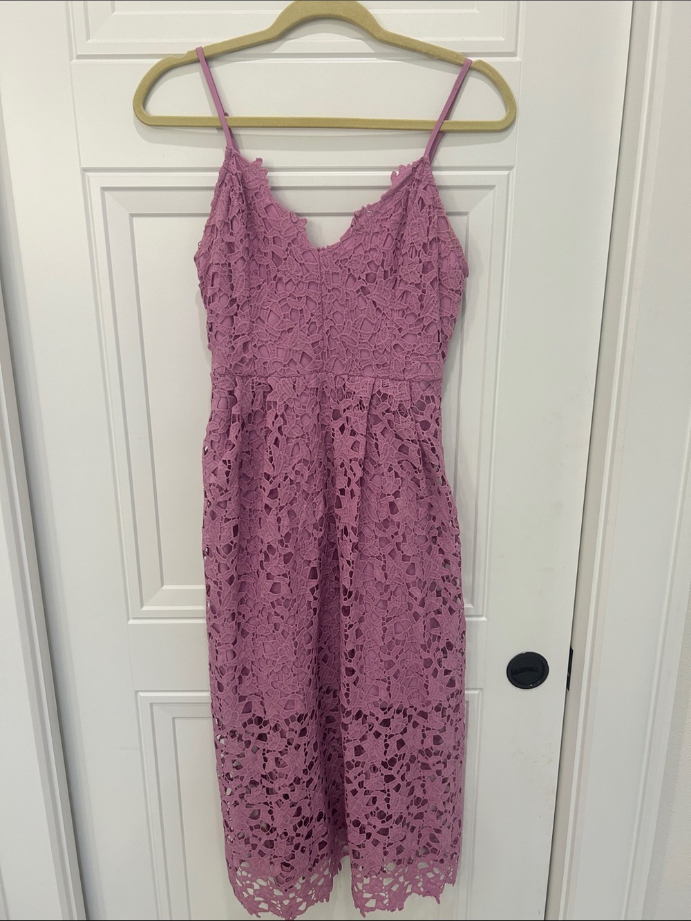 Wayf Mauve Lace Midi Dress with Spaghetti Straps
